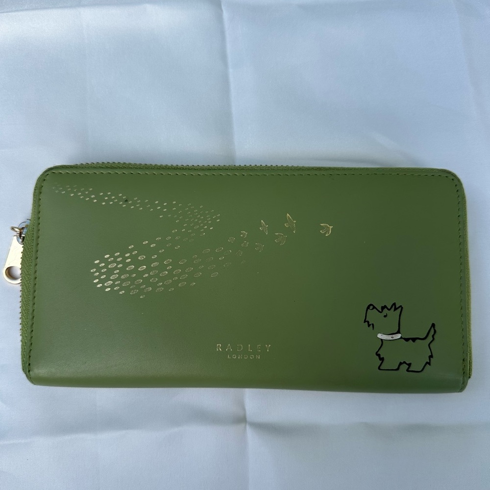 Radley London Olive Wallet with Dog Motif